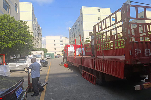  不朽情缘游戏官网入口科技-美东汇成医疗自动化装备今日交付